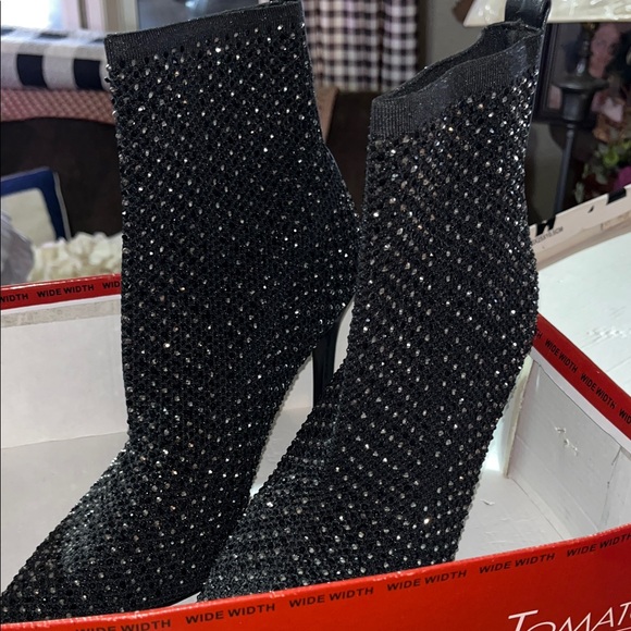 Hot Tomato Black sparkle Heeled Boots - Picture 3 of 9